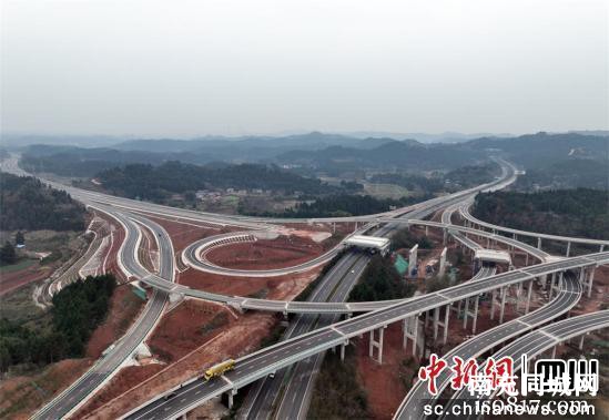 南充过境高速公路（东北段）建成通车-2.jpg