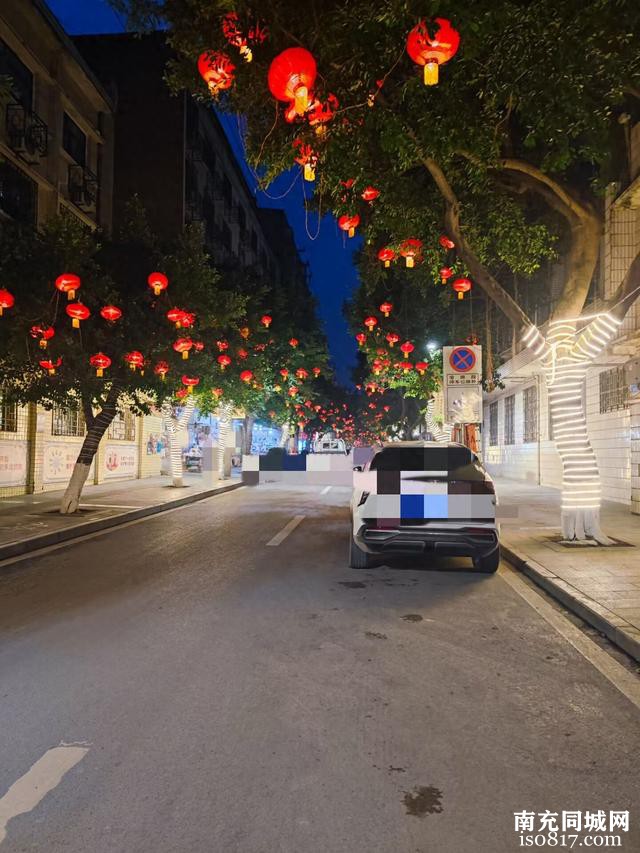 迎春灯饰高挂，蓬安夜景闪靓-1.jpg