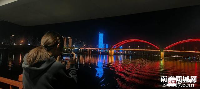 粉沙滩、夜游船、江畔露营……四川南充嘉陵江风景绿道成打卡“新宠”-2.jpg