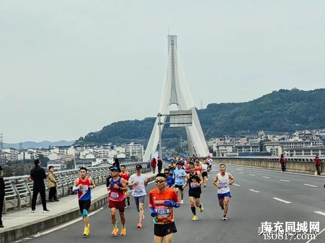 今天！“阆马”火热开跑，现场画面来了！-7.jpg