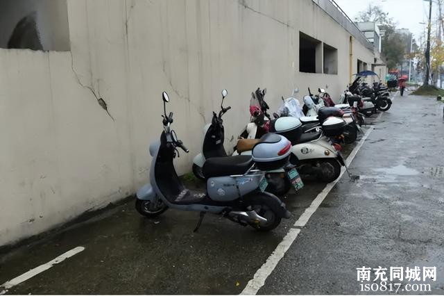 南充公安交警：区域道路“微手术” ，多措并举“保就医”-7.jpg