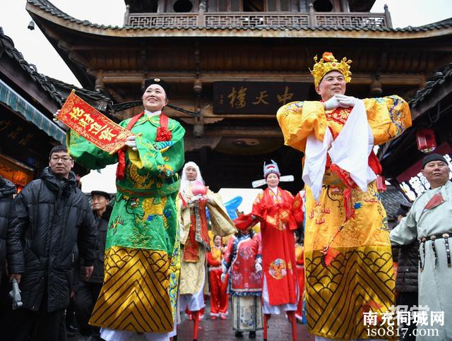 C视觉丨庆祝“春节”申遗成功 阆中古城提前“过年”-11.jpg