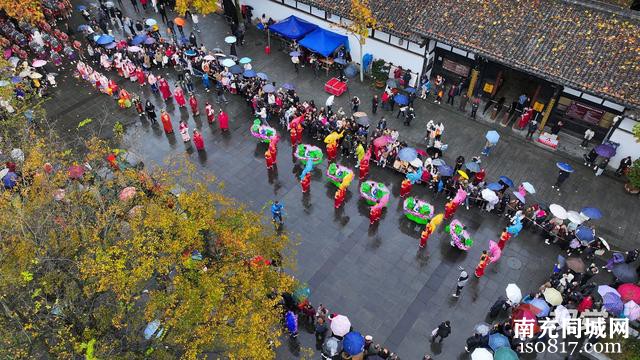 C视觉丨庆祝“春节”申遗成功 阆中古城提前“过年”-9.jpg