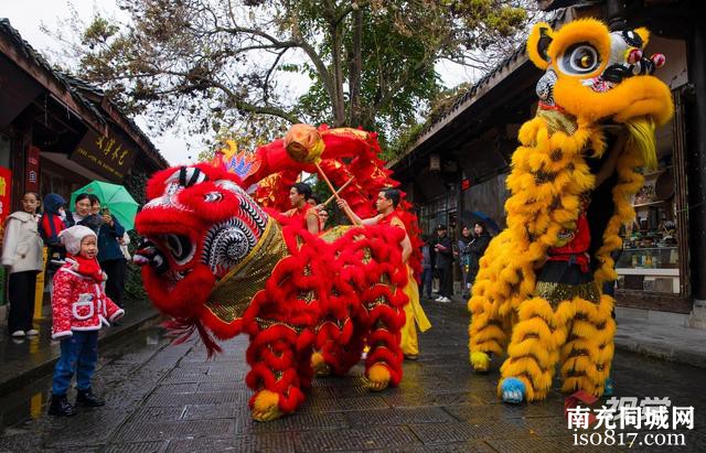 C视觉丨庆祝“春节”申遗成功 阆中古城提前“过年”-13.jpg