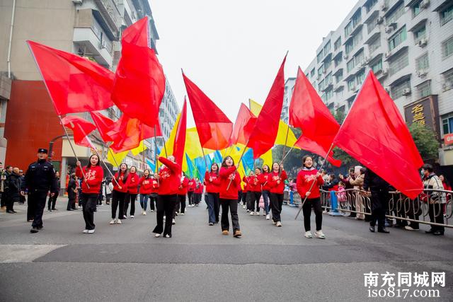 南充顺庆区：民俗巡游贺新春 文化盛宴送祝福-6.jpg