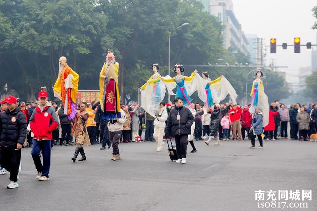 南充顺庆区：民俗巡游贺新春 文化盛宴送祝福-13.jpg