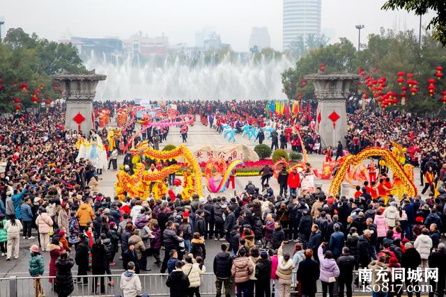 南充顺庆区：民俗巡游贺新春 文化盛宴送祝福-16.jpg