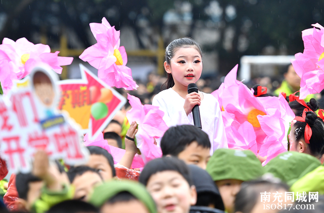 四川南充蓬安：中小学迎来春季开学-6.jpg