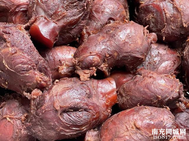 华珍牛肉: 传承百年味，创新非遗香，阆中递向世界的美食名片-6.jpg